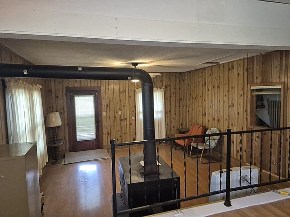 3rd image of 512 N Greenwood Ave