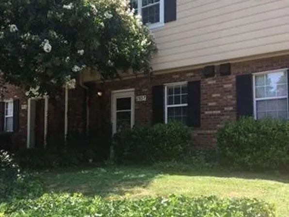 2937 Heathstead Pl, Charlotte, NC 28210