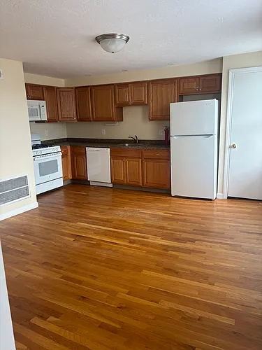 249 Elm St #1L Photo 1