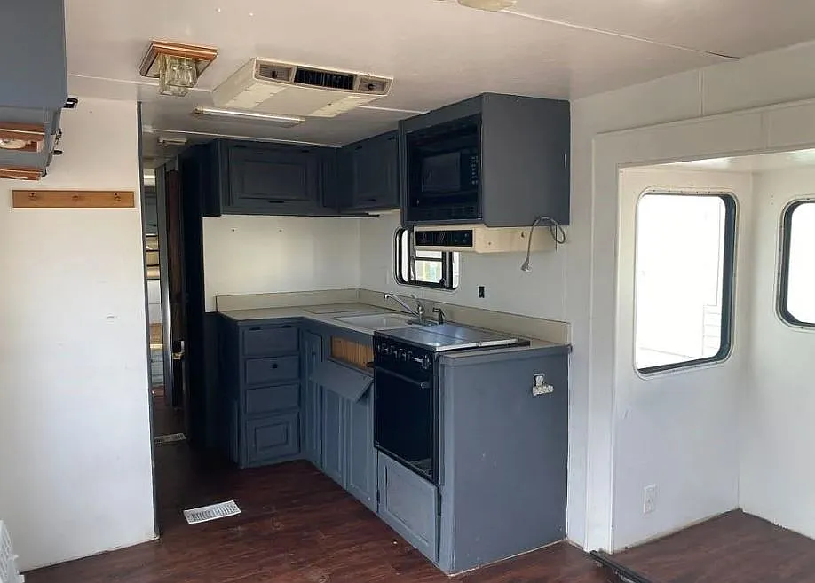 1 bed, 450 sqft, $495 — Photo 2