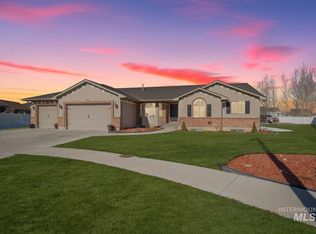 2829 Sandy Cir, Idaho Falls, ID 83401