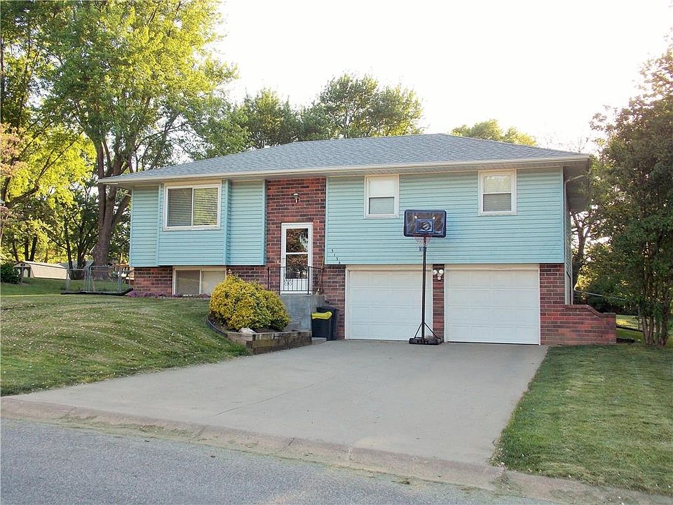 1st image of 3134 N 84th Ter