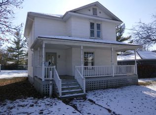 819 E Maple St, Hoopeston, IL 60942