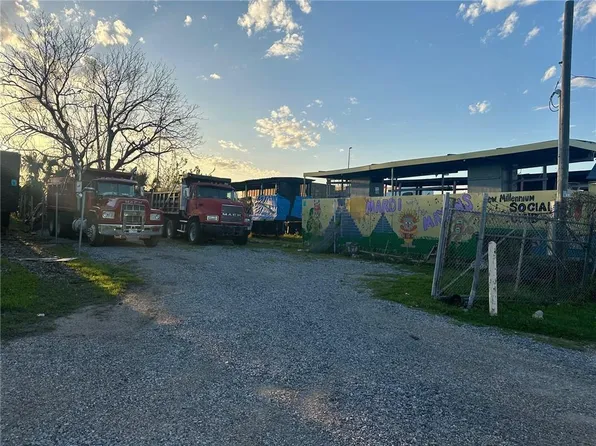 Salvadore Rd, Kenner, LA 70062
