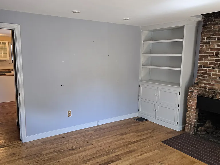 7 Cottage St — Photo 10