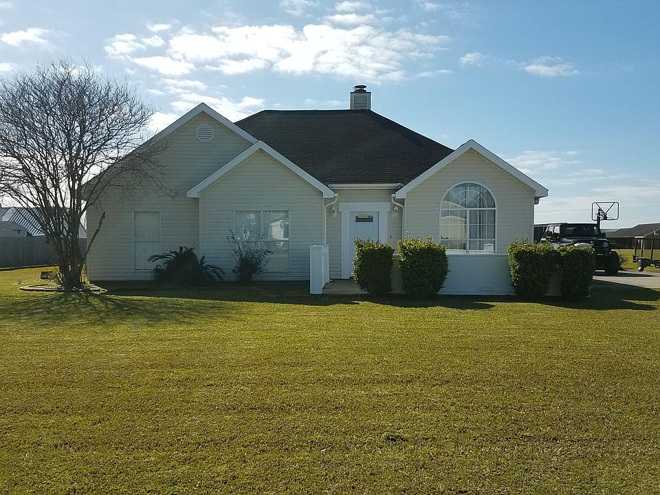 1st image of 13931 Amelia Dr