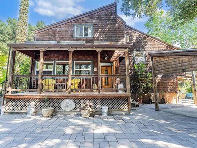 174 Bond Ln, Sunol, CA, 94586