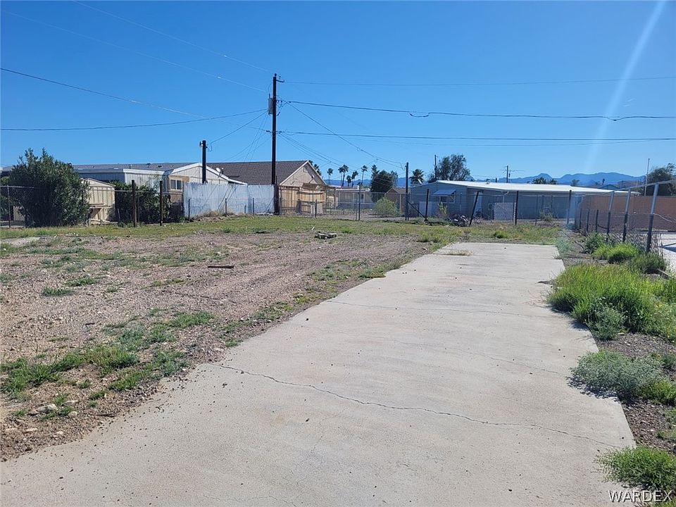 2nd image of 1540 Opal Lane