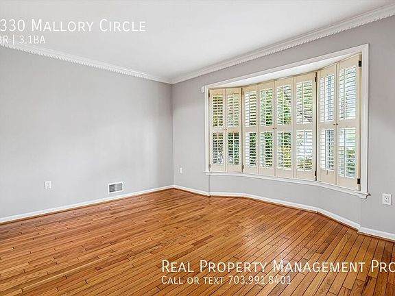 3rd image of 7330 Mallory Cir