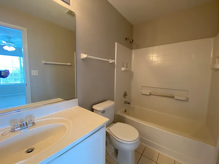 2205 Daybreak Dr — Photo 16