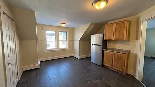 61B Chestnut St Photo 1