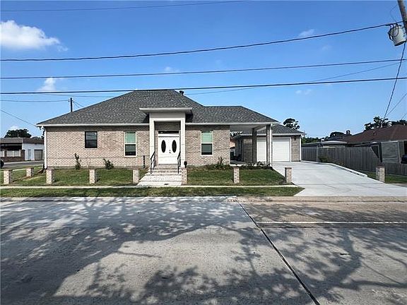 5th image of 4503 Hilton Dr