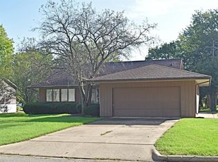 1604 S 1st St, Marshalltown, IA 50158