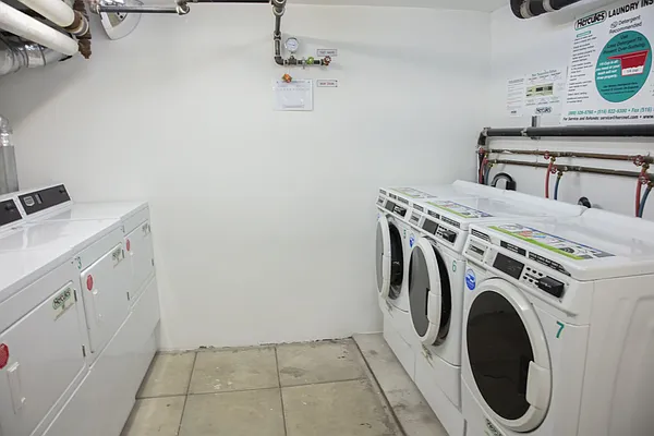 Rented by Blip LLC | media 21