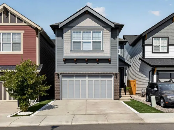 244 S Masters Row SE, Calgary, AB T3M 2R8