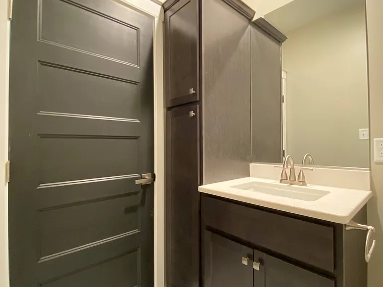 125 Henrietta St — Photo 29