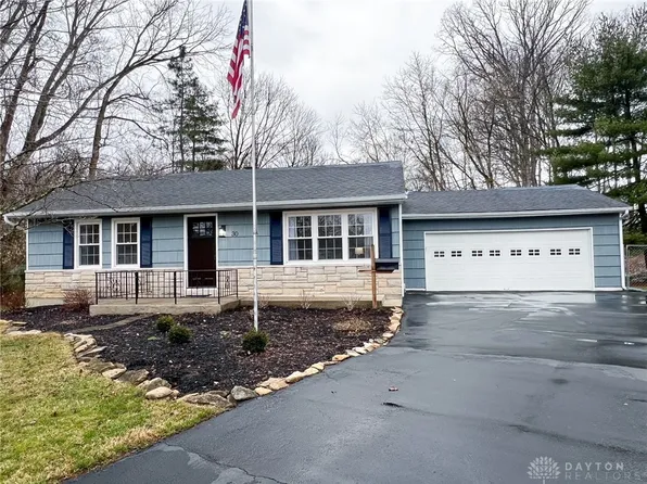 30 Apple Ln, Milford, OH 45150