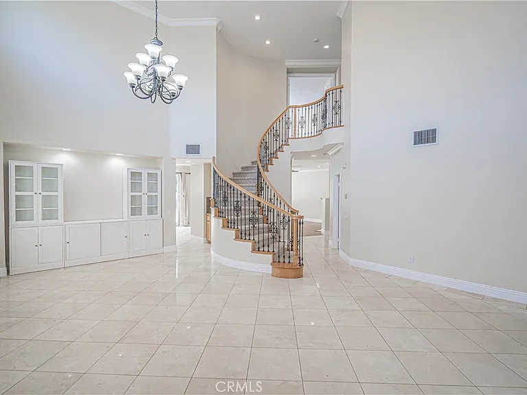 25910 Tennyson Ln — Photo 8