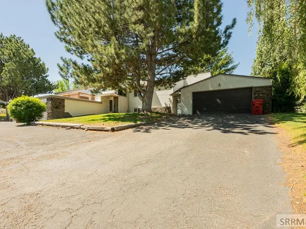 12000 S Sunrise Cir, Idaho Falls, ID 83404