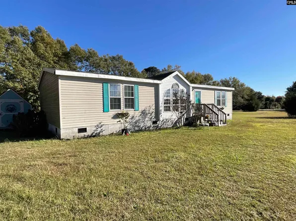 2628 Rembert Church Rd, Dalzell, SC 29040