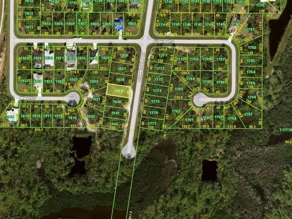 192 Sweetwater Dr #1939, Rotonda West, FL 33947