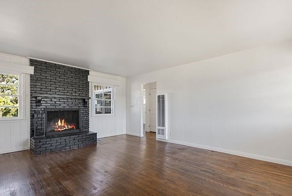 3rd image of 114 Glenn Dr