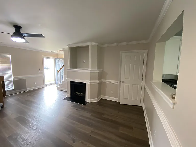2055 B Cambria Dr #1 — Photo 16