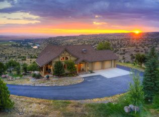 1061 Lookabout Ln, Manhattan, MT 59741