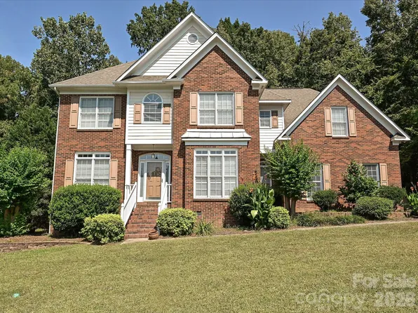 3104 Highgate Dr, Fort Mill, SC 29715