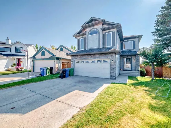 41 N Covette Bay NE, Calgary, AB T3K 4S9