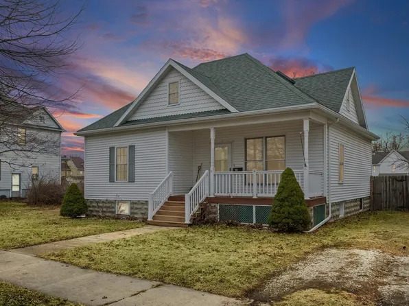 319 E Orleans St, Paxton, IL 60957