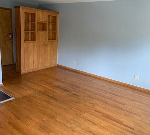 2nd image of 1359 Ridge Rd APT 4
