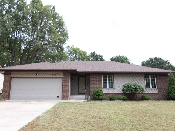 2124 S Suprema Avenue, Springfield, MO 65807
