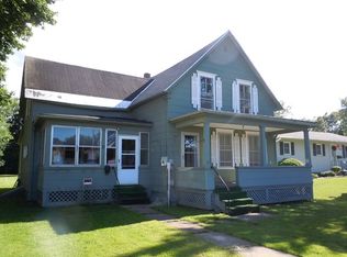 11 Clinton St, Rouses Point, NY 12979