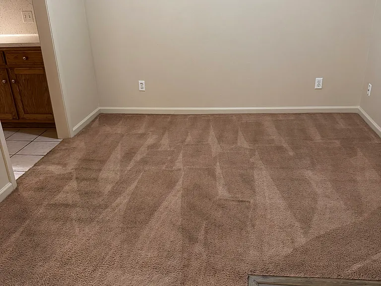 Springvale Apartments - 5545 — Photo 2