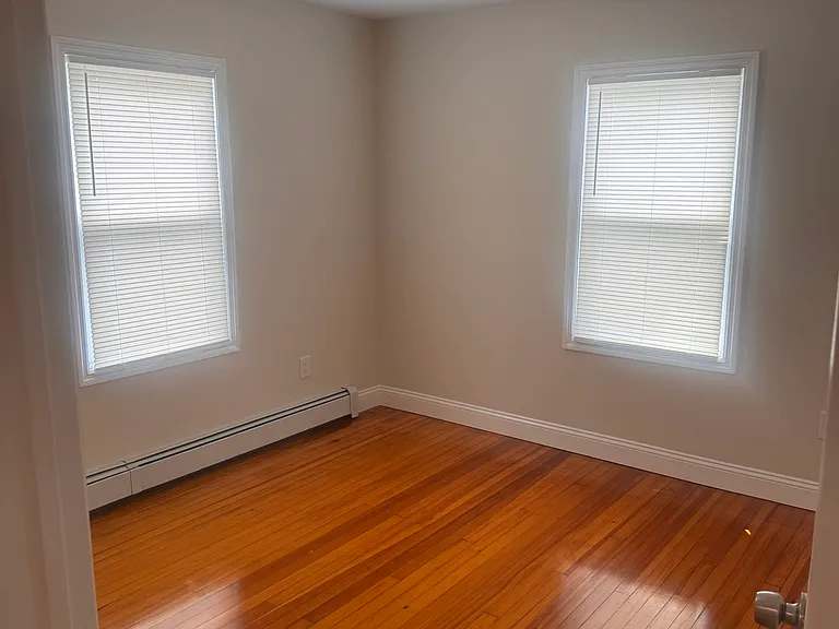 39 Case Ave #2 — Photo 6