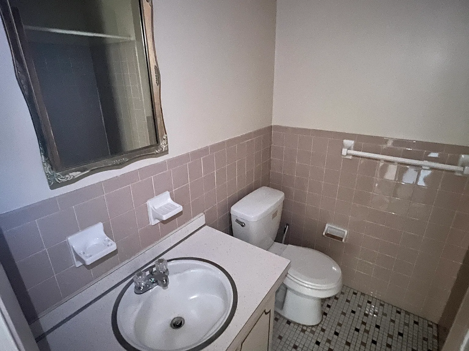 Forest Gate Apartments — Photo 3