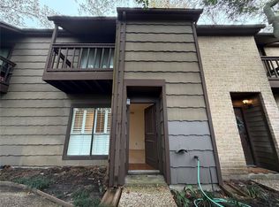 11711 Memorial Dr APT 203, Houston, TX 77024