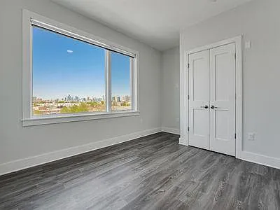 658 Grand St #401 — Photo 6