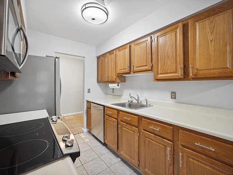 70 Harristown Rd #1 — Photo 5