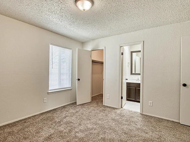 10720 McAllen Pl — Photo 6