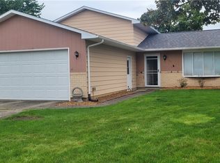 157 Hemlock Dr, Elyria, OH 44035