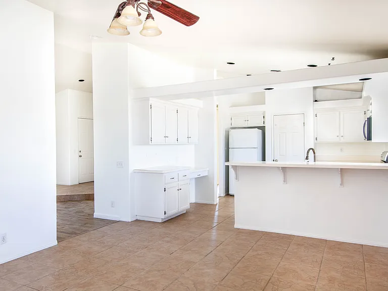 72548 Sunnyslope Dr — Photo 6