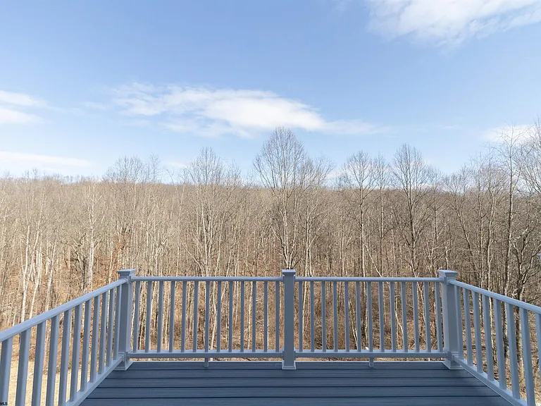 39 Dover Ct — Photo 3