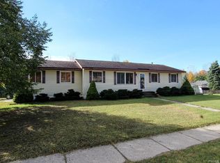 222 Ann St, Coopersville, MI