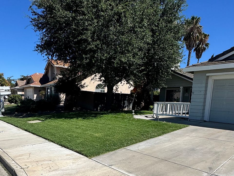 1st image of 1323 Saint Francis Dr