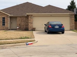 815 Cumberland Dr, Burleson, TX 76028