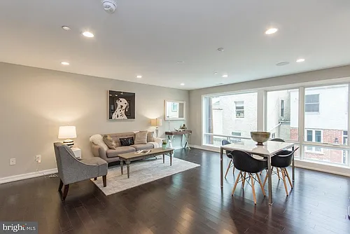 716 S Sartain St #2 Photo 1