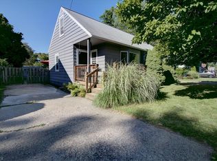 282 West St, Berea, OH