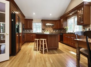 1 Wychview Dr, Westfield, NJ 07090